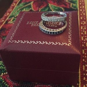 Set of 2 sparkling stack rings